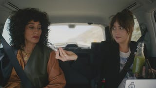Watch Tracee Ellis Ross and Dakota Johnson in a 'High Note' Deleted Scene (Exclusive)