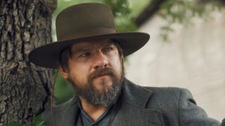 'Happy Ending's Zachary Knighton Goes Western in 'The Pale Door' (Exclusive Clip)