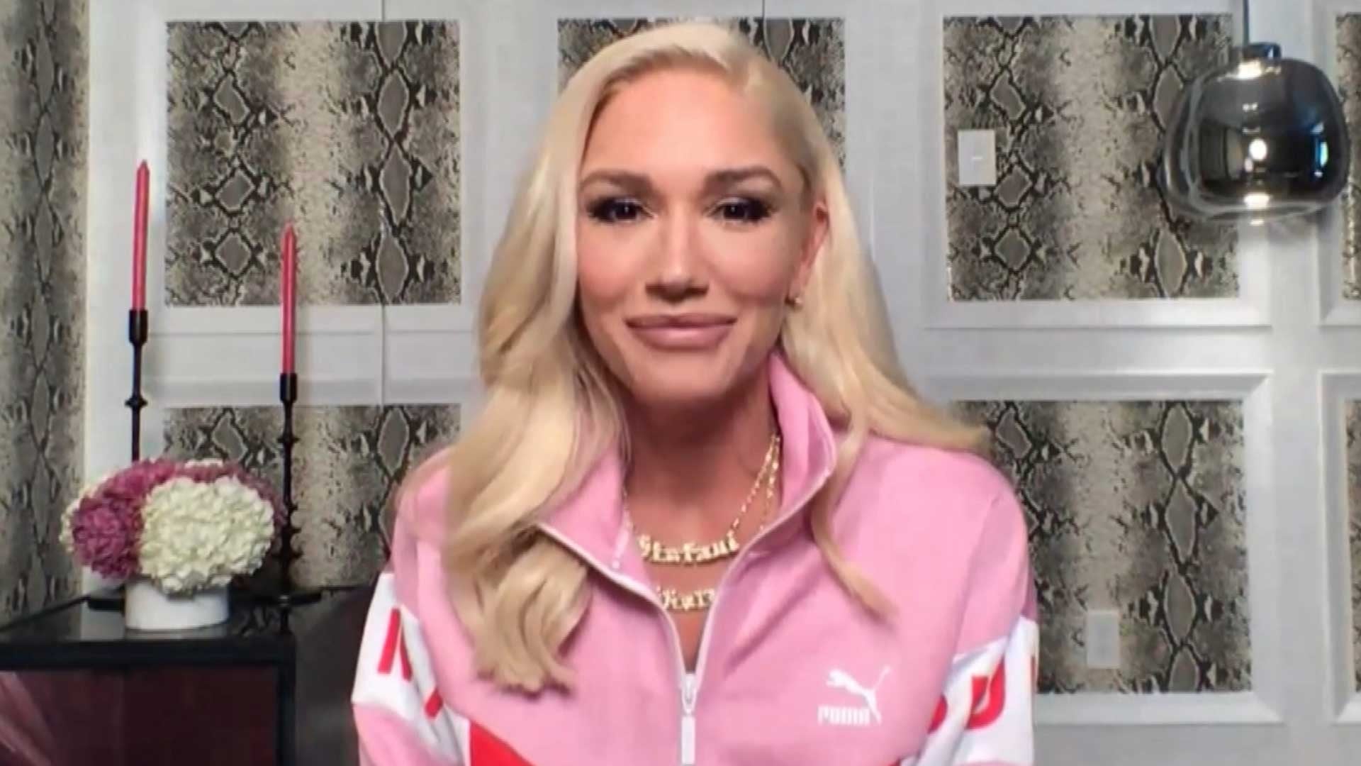 Gwen Stefani Corrects Dua Lipa After She Mistakenly Calls Blake Shelton Her Husband Entertainment Tonight