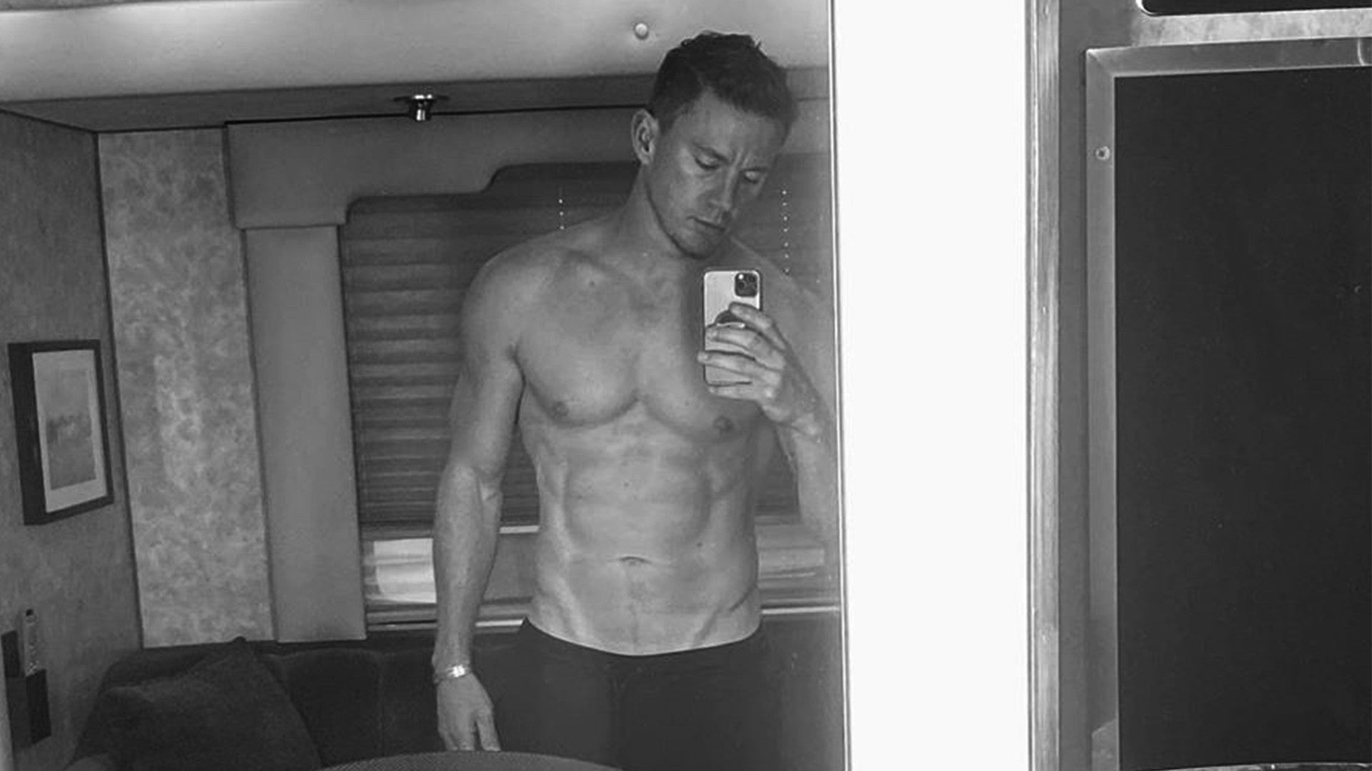 Channing Tatum Posts Shirtless Selfie And Declares He S Finally Back Entertainment Tonight While he was once known simply as the heartthrob in teen movies, tatum has expanded his talent by working with acclaimed filmmakers and taking on interesting projects. channing tatum posts shirtless selfie and declares he s finally back
