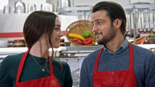 Tyler Hynes & Mallory Jansen Flirt It Up in Hallmark's 'On the 12th Date of Christmas' (Exclusive)