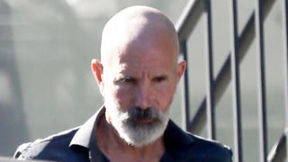 Lori Loughlin's Husband Mossimo Giannulli Reports to Prison