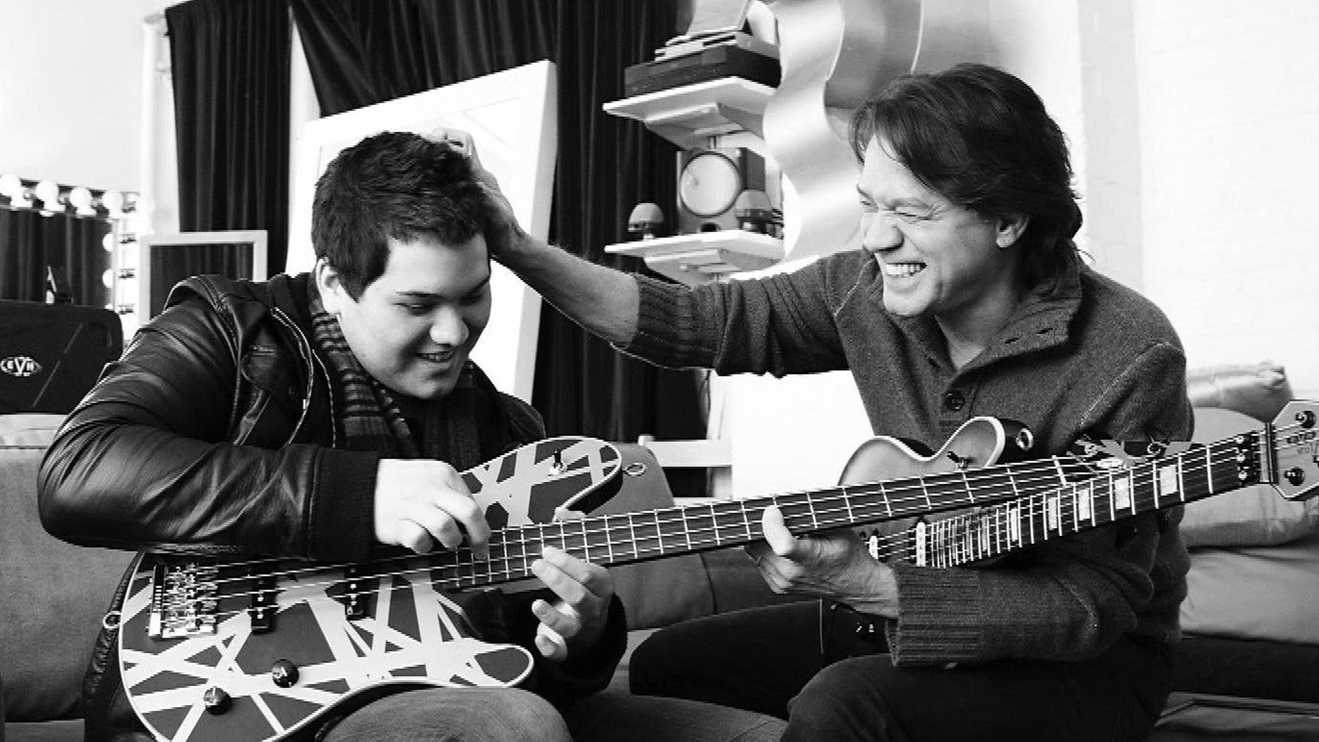 Wolfgang Van Halen On Why It S Impossible To Replace Late Dad Eddie In Van Halen Exclusive Entertainment Tonight
