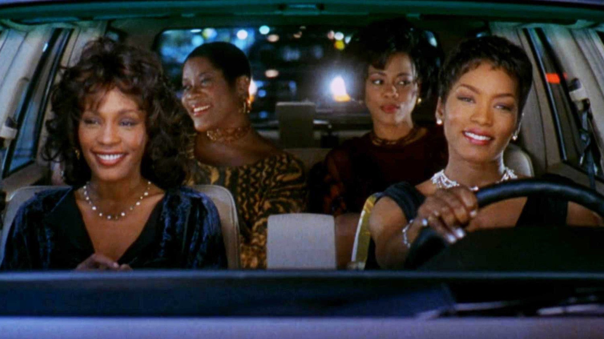 waiting to exhale characters