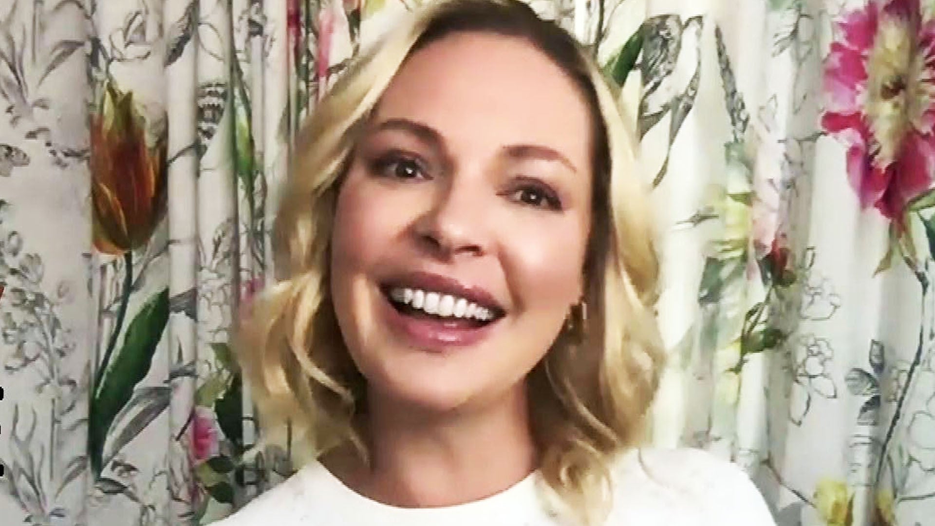 Katherine Heigl Reacts To Alex And Izzie S Shocking Grey S Anatomy Reunion Exclusive Entertainment Tonight