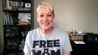 'Free Mom Hugs' Founder Sara Cunningham on Jamie Lee Curtis Playing Her in Lifetime Movie