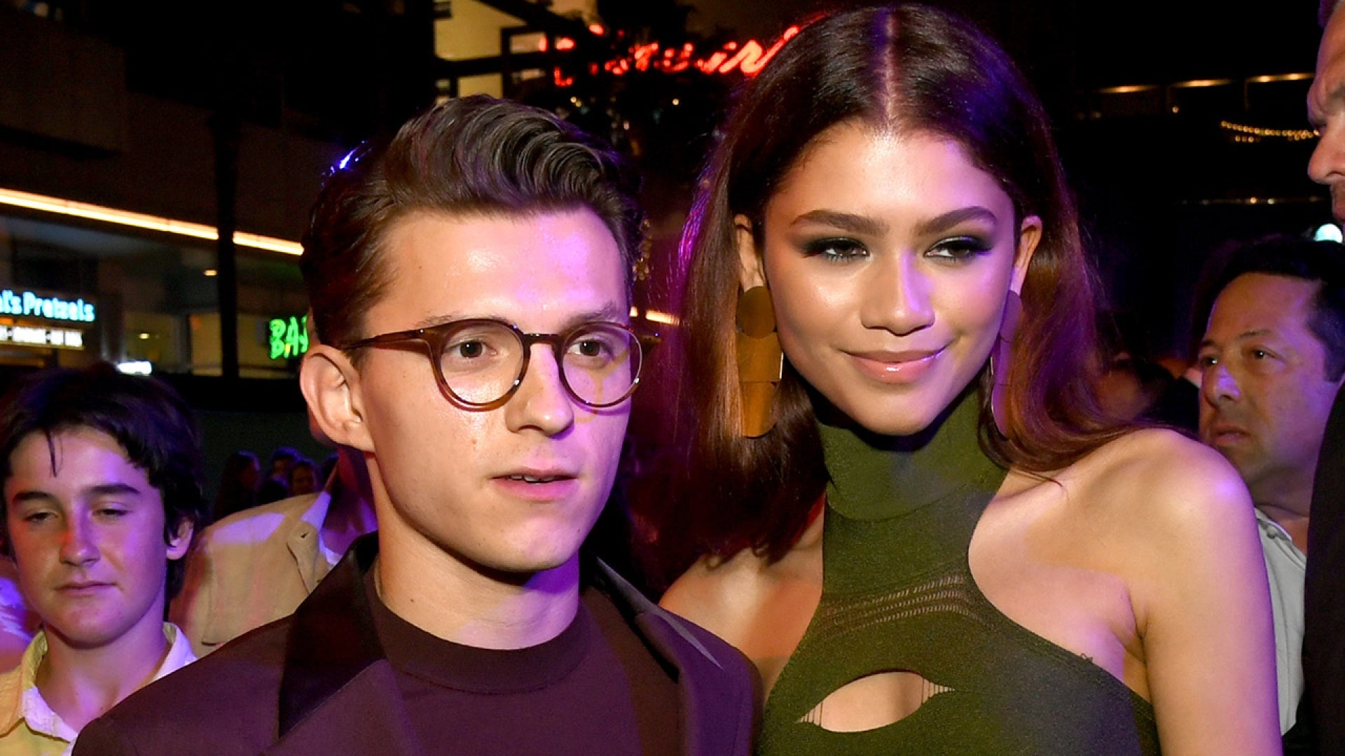 Zendaya And Tom Holland Looked Happy Together During Fourth Of July Weekend Getaway Entertainment Tonight