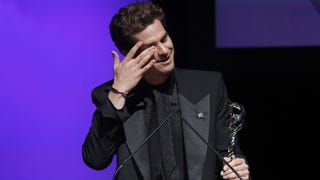 Andrew Garfield Tearfully Accepts CDGA Award