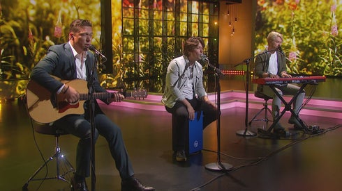 Watch Hanson Perform 'Write You a Song' Live (Exclusive)