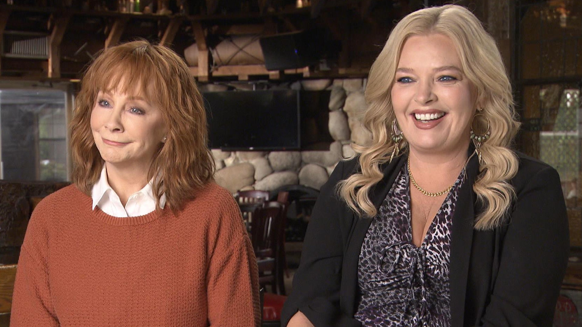 Reba McEntire and Melissa Peterman Tease a ‘Reba’ Reboot During ‘The Hammer’ Reunion (Exclusive)