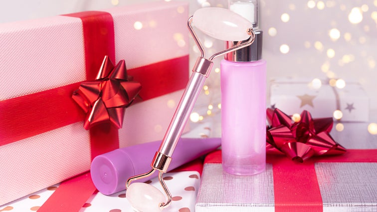 25 Best Skin Care and Beauty Tools to Gift for Valentine's Day