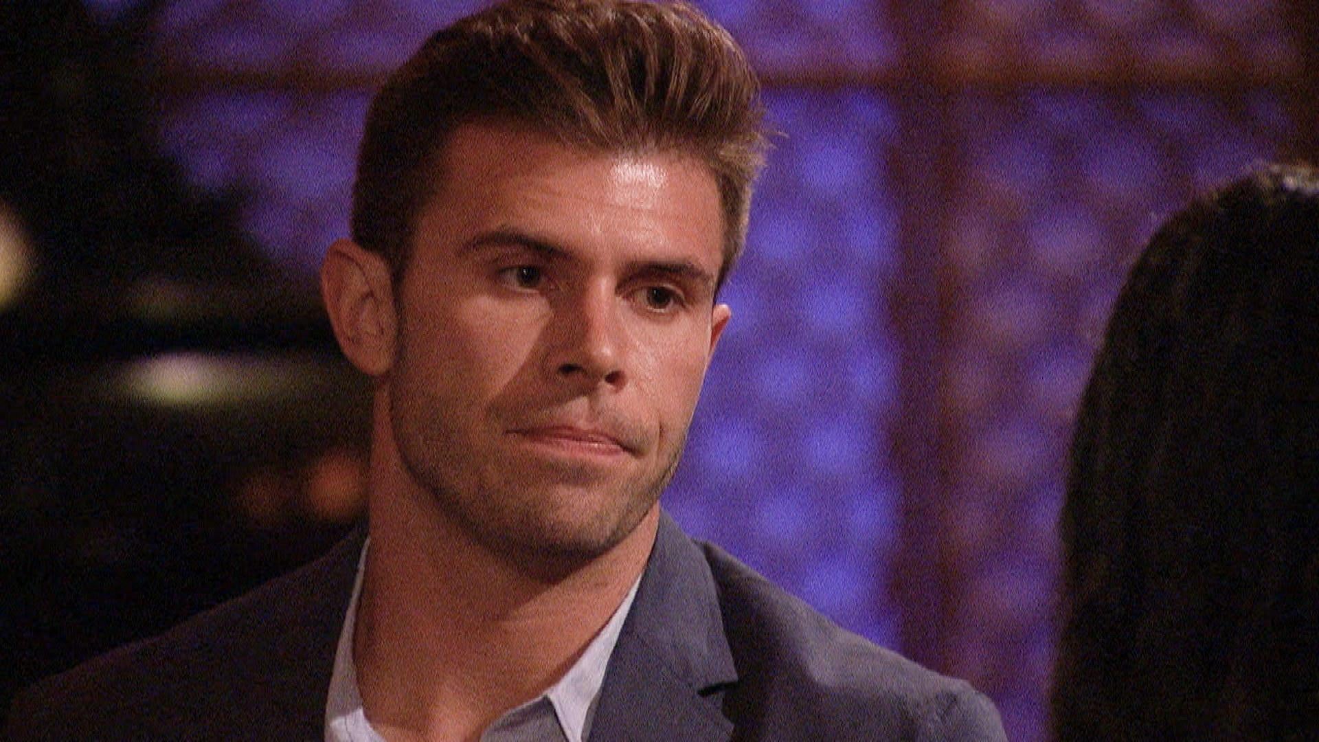 The Bachelor Zach Tells Ariel He Doesnt Want to Have Sex in Fantasy Suite (Exclusive)