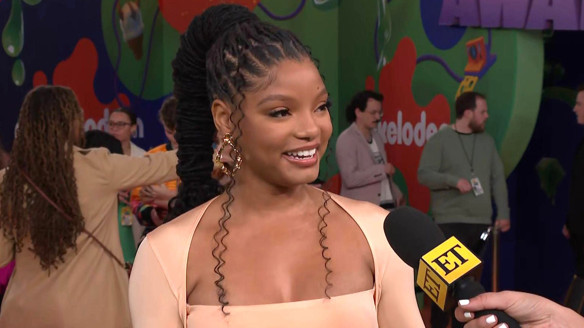 ‘Little Mermaid’s Halle Bailey on Why Melissa McCarthy’s Ursula Transformation Stunned Her