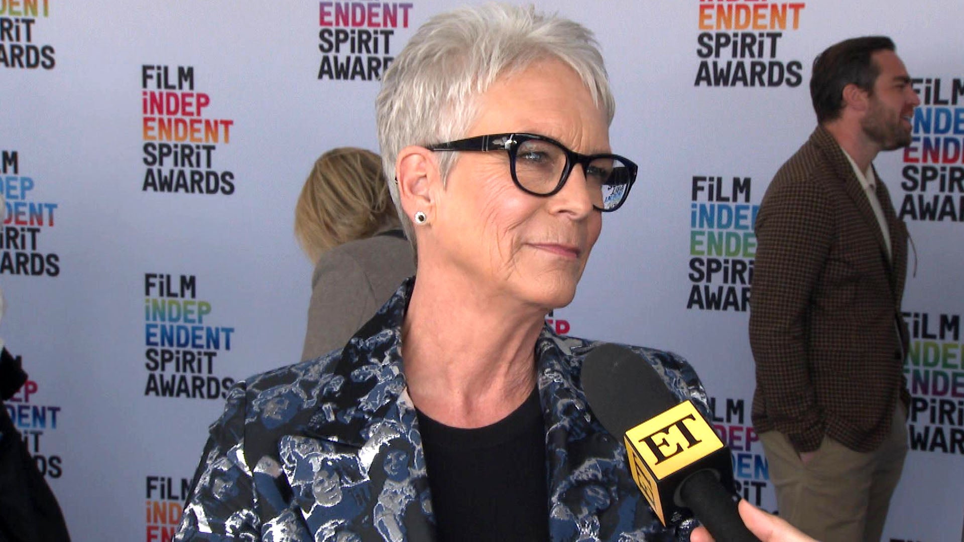 Jamie Lee Curtis Recalls Being in Shock During Viral SAG Awards Kiss Moment With Michelle Yeoh