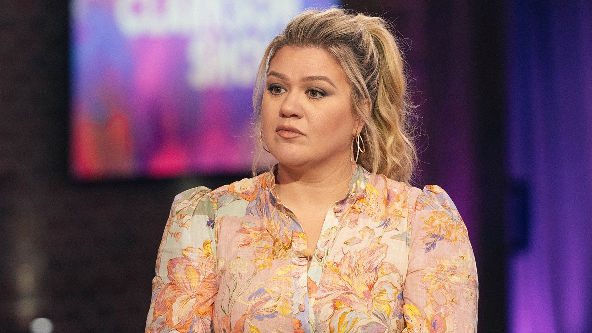 Kelly Clarkson ‘Shielded’ From Alleged Toxic Work Environment at Talk Show (Source)
