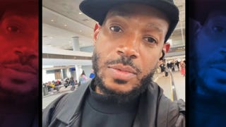 Marlon Wayans Slams Airline for Poor Treatment After Reportedly Removing Him From Flight