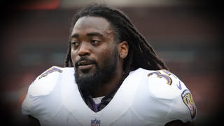 Former NFL Star Alex Collins Dead at 28