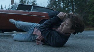 'Goosebumps': Justin Long Wrestles with His Own Hand in Sneak Peek (Exclusive) 