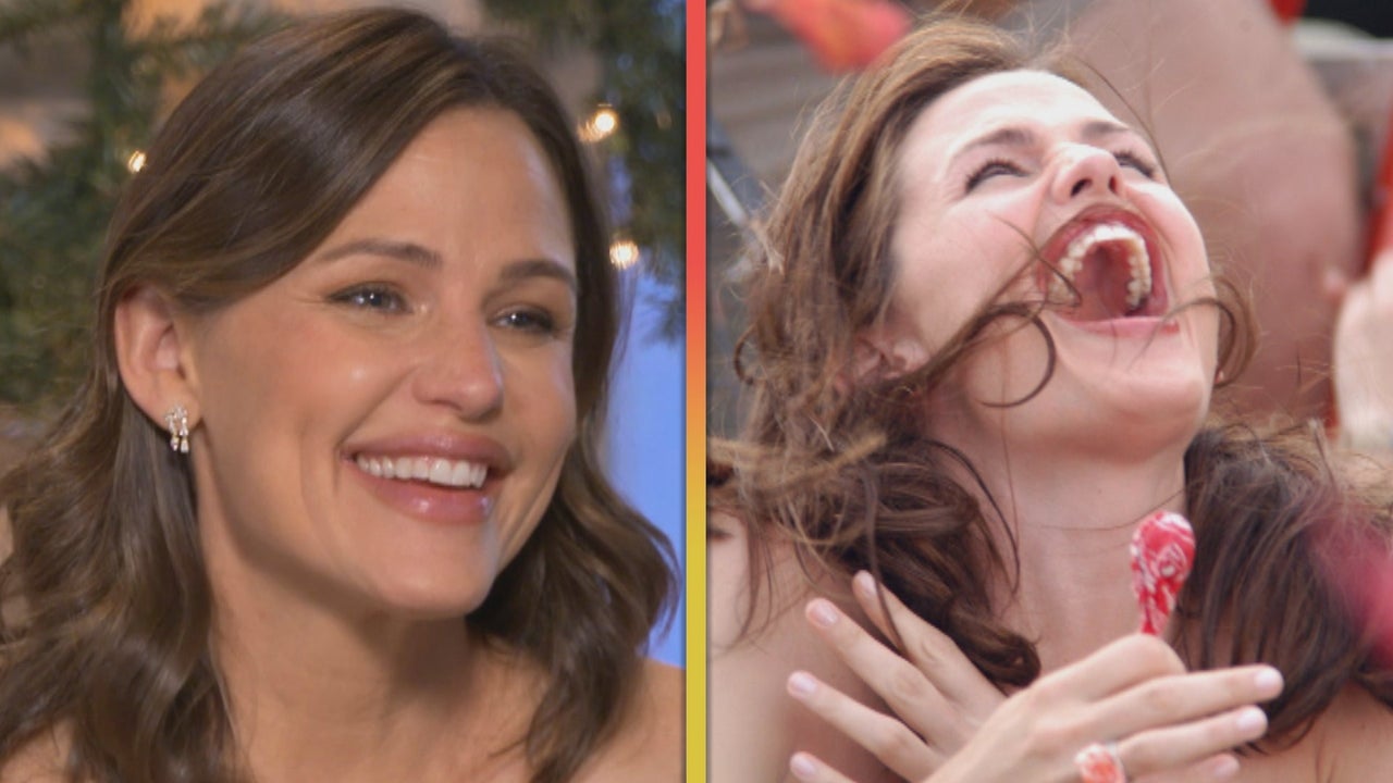 Jennifer Garner on Holiday Plans With Family and ‘Chasing’ the Joy of ’13 Going on 30′ (Exclusive)