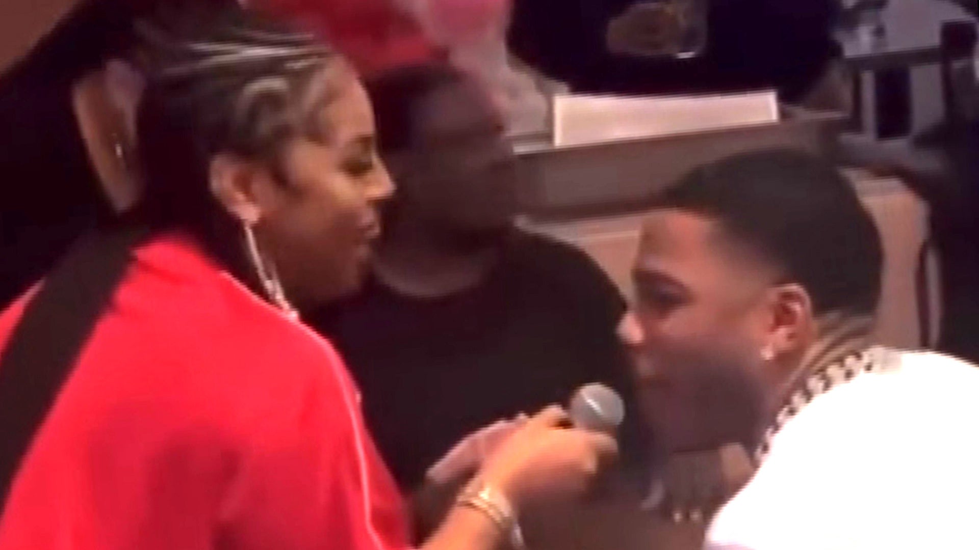 Ashanti Pokes Fun at Nelly Over His Karaoke Fail!
