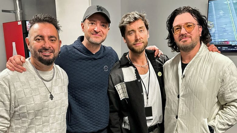 *NSYNC Reunion! JC Chasez, Lance Bass and Chris Kirkpatrick Surprise Justin Timberlake astatine  Concert