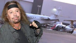 Mötley Crüe's Vince Neils' Plane Crashes Into Another Jet at Arizona Airport, Leaving 1 Dead