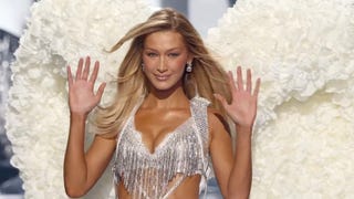 Bella Hadid Struts the 2025 Victoria Secret Fashion Show in 50-Lb. Angel Wings