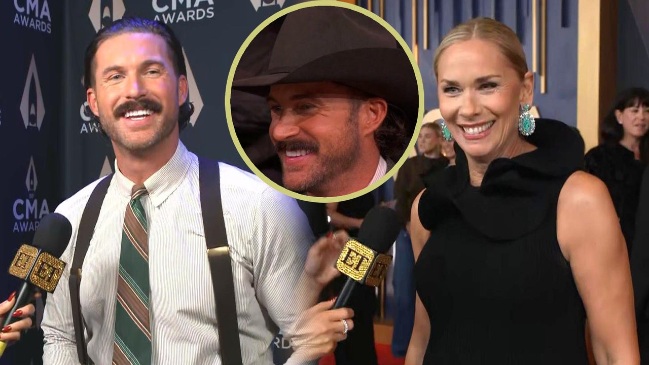 Riley Green Reacts to Leanne Morgan 'Making Him Blush' During 2025 CMA Awards (Exclusive)