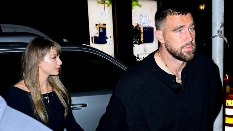 Taylor Swift and Travis Kelce Step Out in Style for Date Night in New York