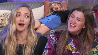 Amanda Seyfried Fangirls Over Kelly Clarkson 'Beautiful Disaster' Duet