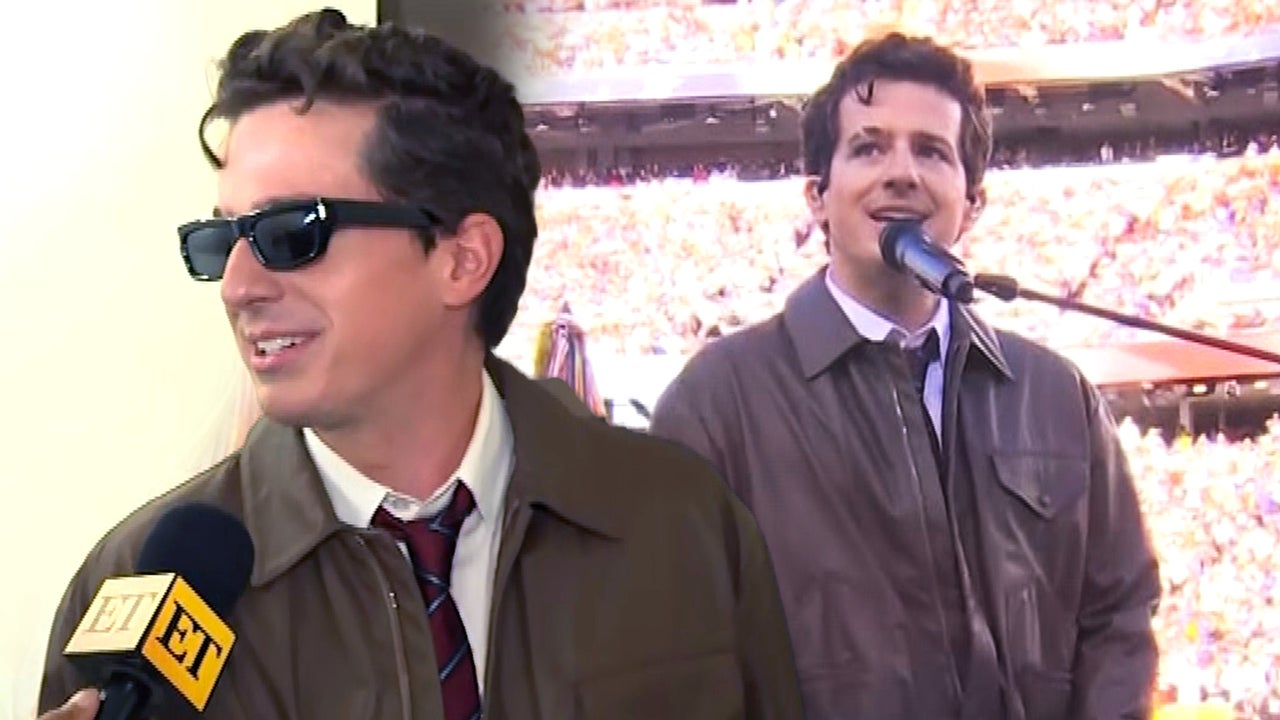 Super Bowl: Charlie Puth überzeugt mit seiner lässigen Darbietung der ...