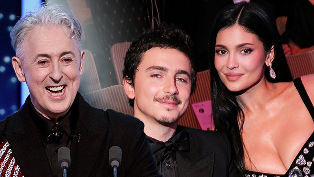 BAFTAs: Alan Cumming Makes Kylie Jenner and Timothée Chalamet Uncomfortable With Cheeky Joke