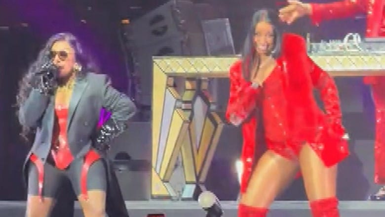 Mýa and Lil' Kim Reunite for 'Lady Marmalade' Performance Ahead of the Song's 25th Anniversary