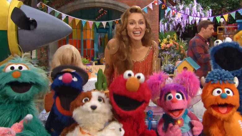 'Sesame Street': Miley Cyrus Gets Lesson in Imagining From Elmo! (Exclusive)