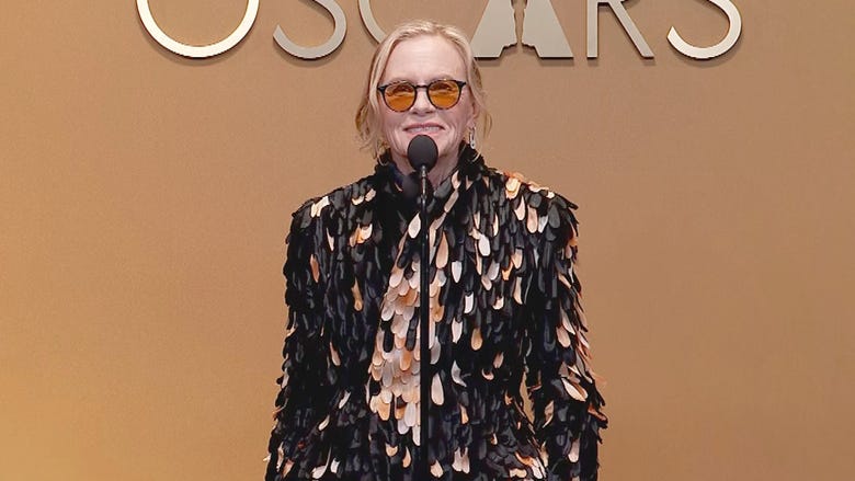 Oscars: Amy Madigan Wins Best Supporting Actress | Full Backstage Interview