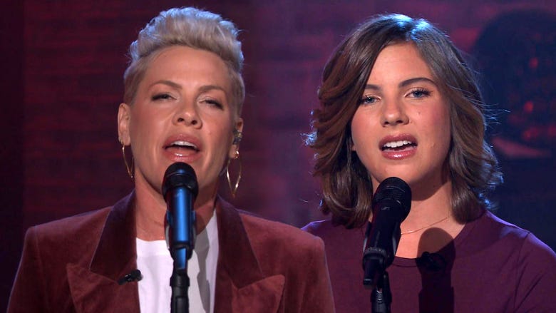 Pink and Daughter Willow Duet as Singer Guest Hosts 'The Kelly Clarkson Show'