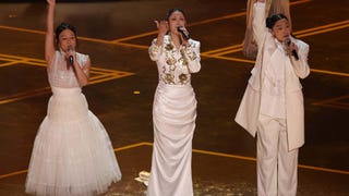 Oscars: 'KPop Demon Hunters' EJAE, Audrey Nuna and Rei Ami Channel HUNTR/X in 'Golden' Performance